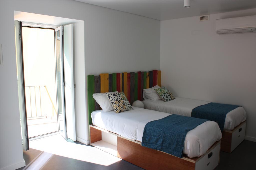 Moon Hill Hostel Sintra Kamer foto