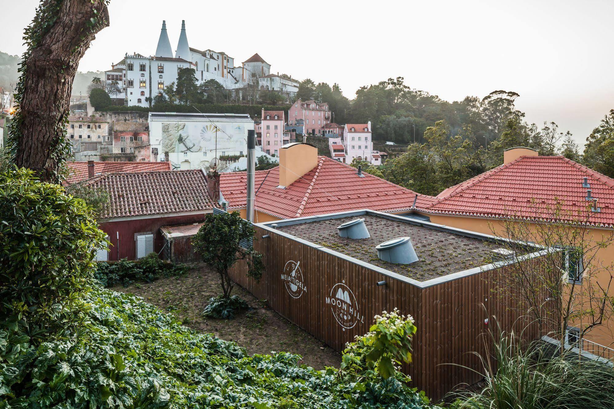 Moon Hill Hostel Sintra Buitenkant foto